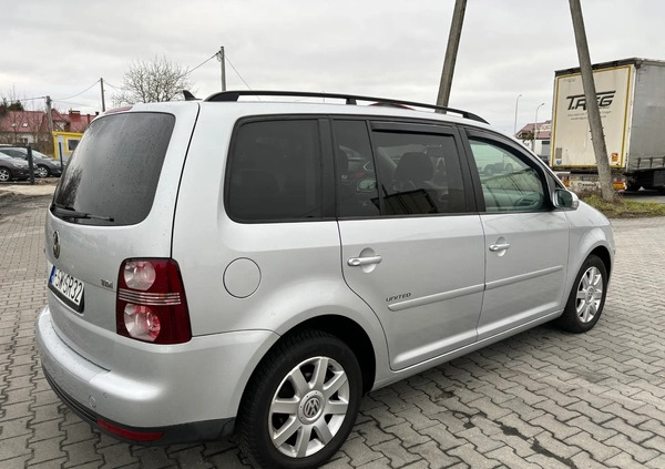 Volkswagen Touran cena 23999 przebieg: 238000, rok produkcji 2008 z Świebodzin małe 379